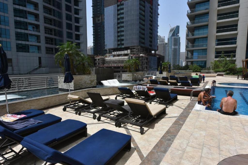 Skynest Holiday Homes Princess Tower 68Th Floor 1 Bedroom Apartment Dubai Exterior photo